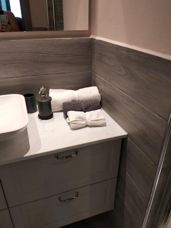Crisa Apartment Парма Екстериор снимка