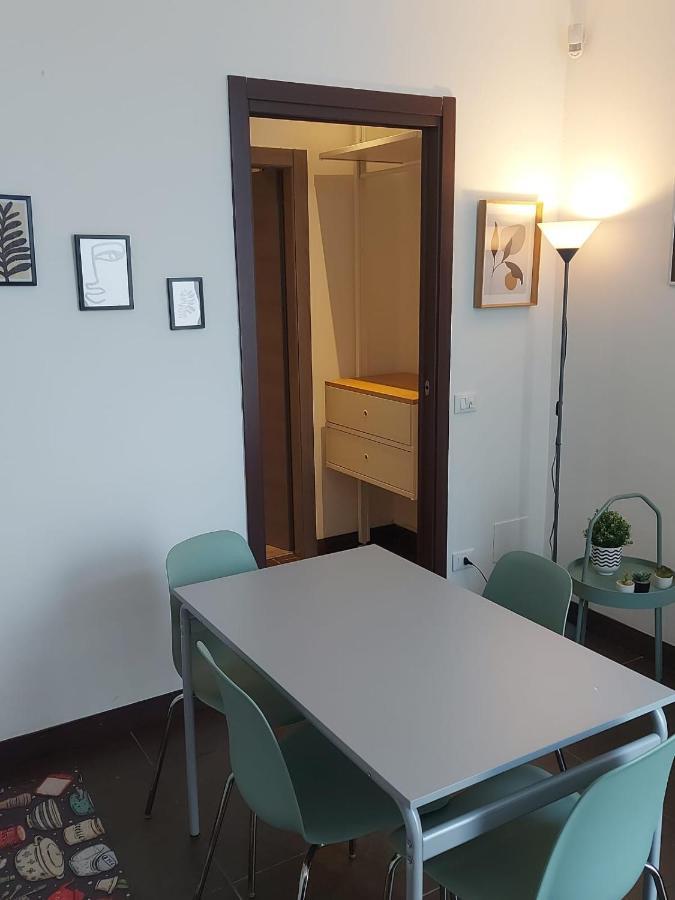 Crisa Apartment Парма Екстериор снимка